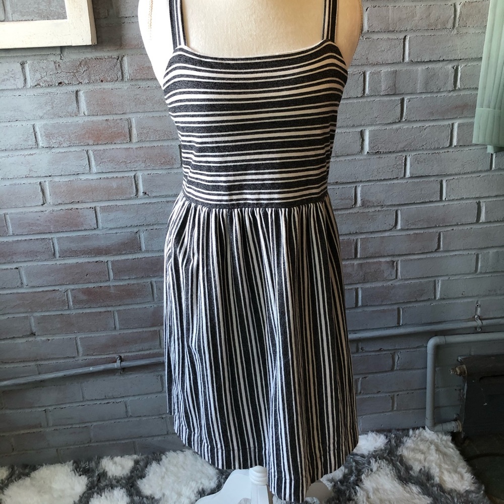 Anne Taylor Loft medium striped summer dress